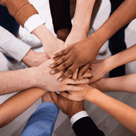 Comment la formation linguistique renforce la cohésion et l'inclusivité dans les équipes multiculturelles
