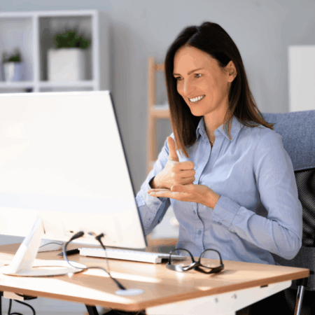 Apprendre la langue des signes avec un formateur en visio un vrai plus
