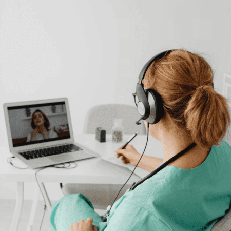 Combien de temps faut-il à une personne pour apprendre l'anglais ?