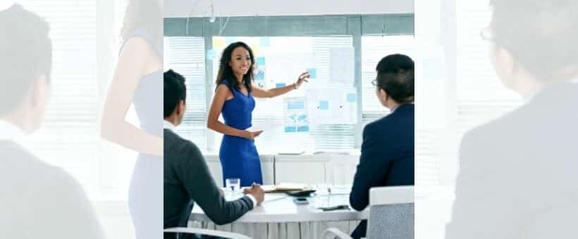 Pitcher en espagnol : convaincre vos clients hispanophones dès les premiers mots